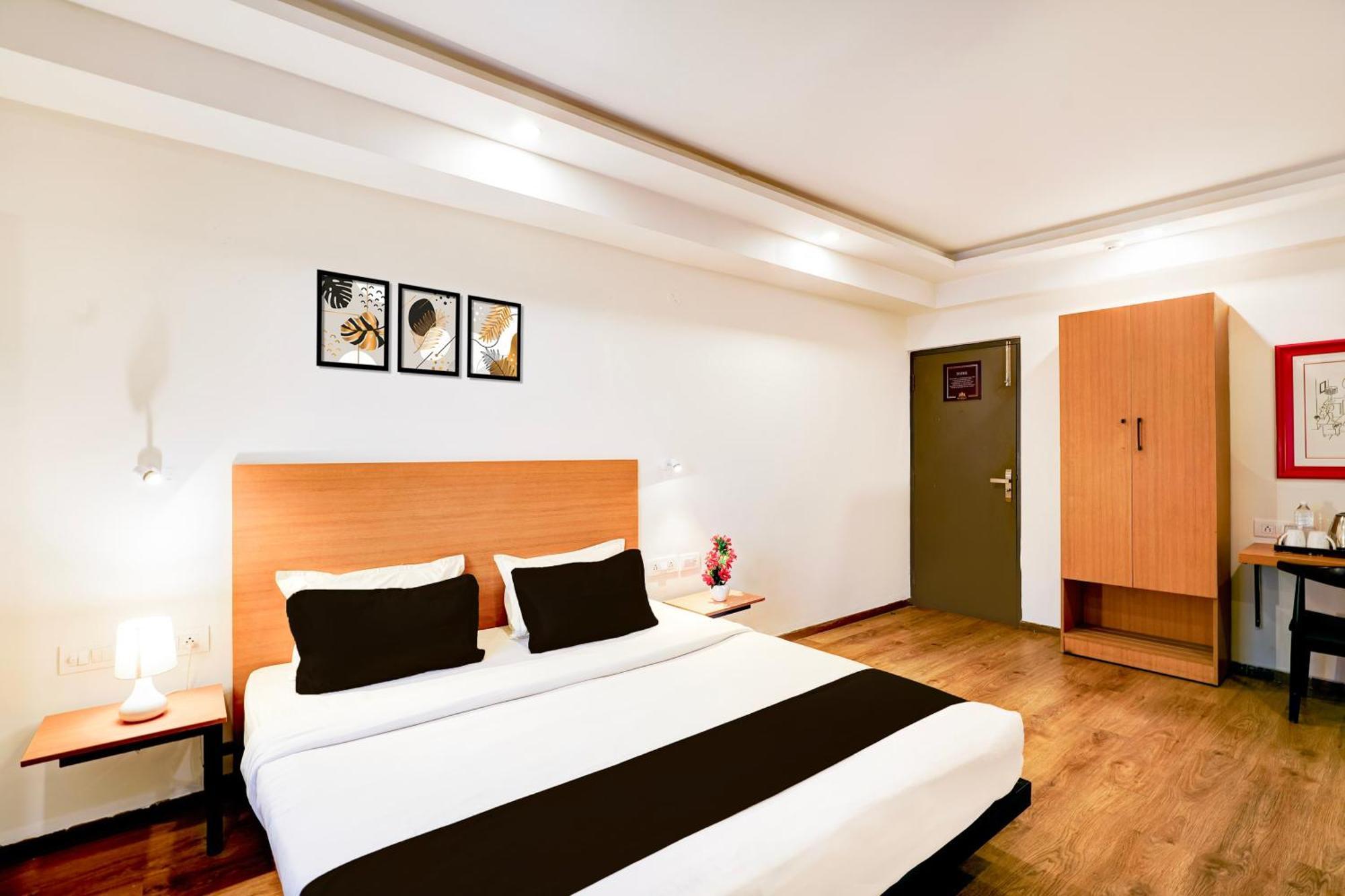 Super Townhouse Jayanagar Hotel Bangalore Exterior photo