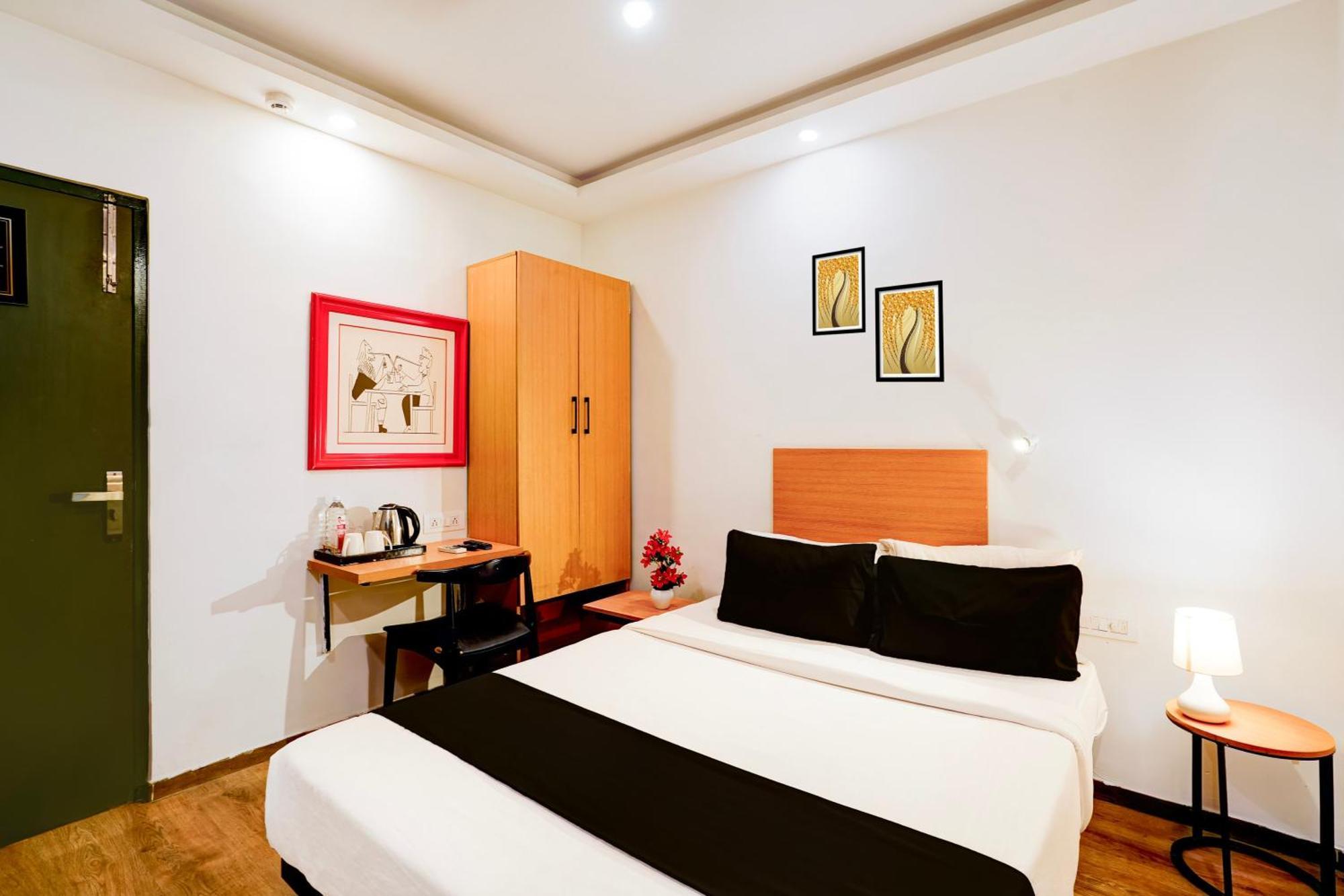 Super Townhouse Jayanagar Hotel Bangalore Exterior photo