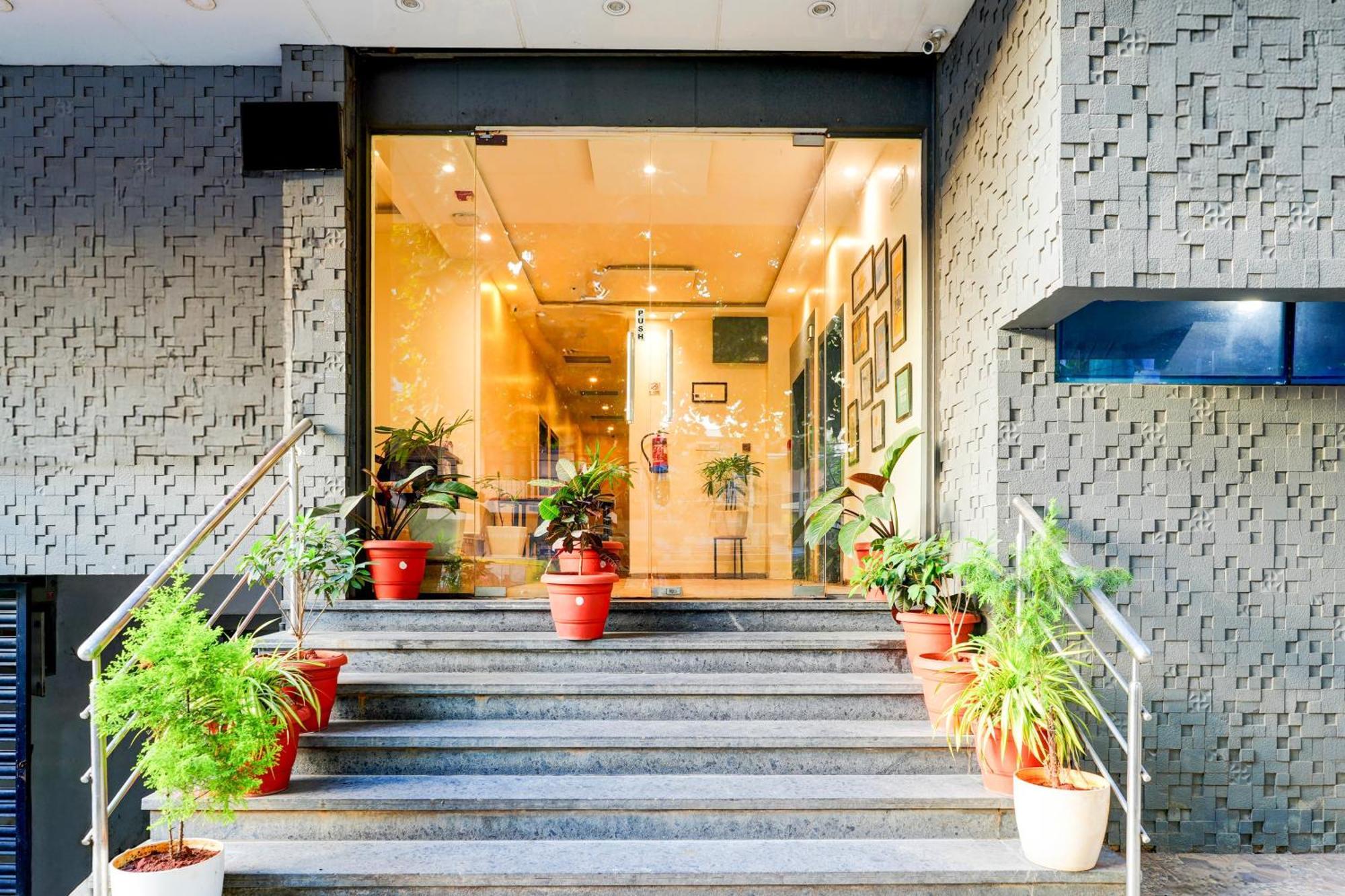 Super Townhouse Jayanagar Hotel Bangalore Exterior photo